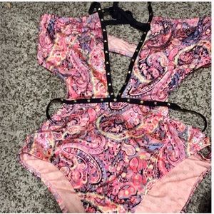 🌺 Sexy Victoria’s Secret Bathing Suit!